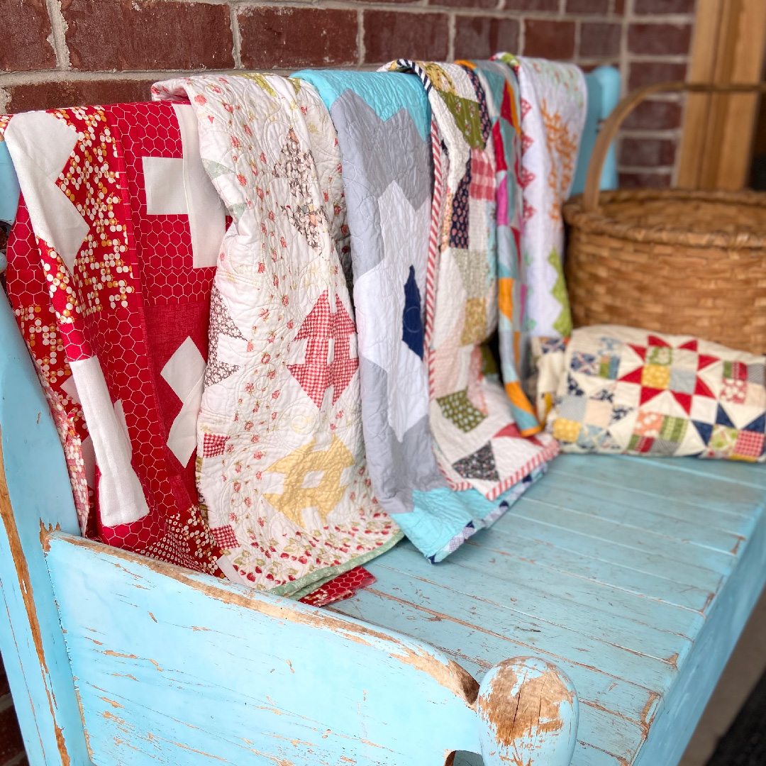 Happy Mail, Charity Quilt Unboxing Aunt Ems Quilts